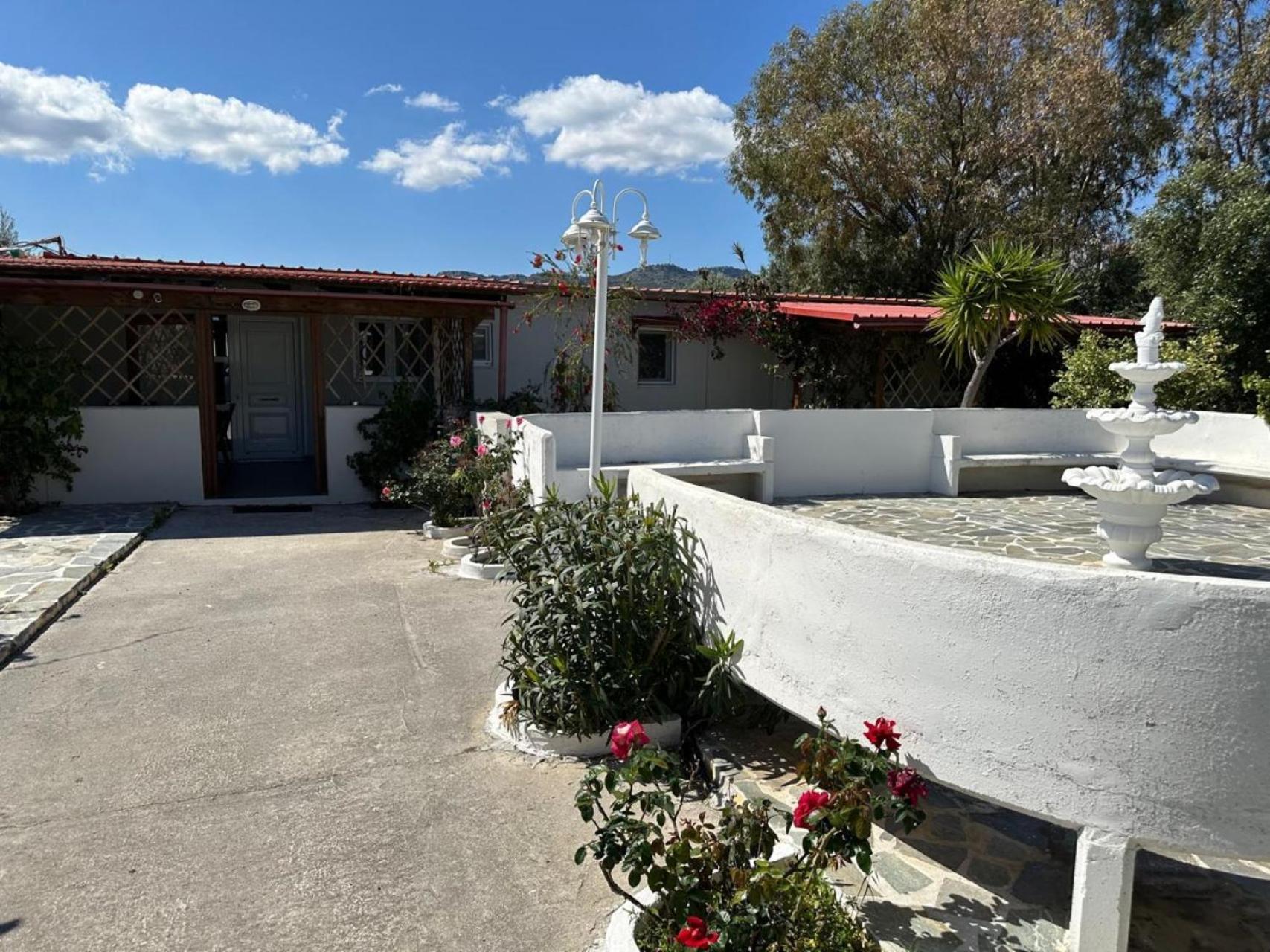 Feriehus House Of Paradise In Front Of The Golf Court-sea Afantou
